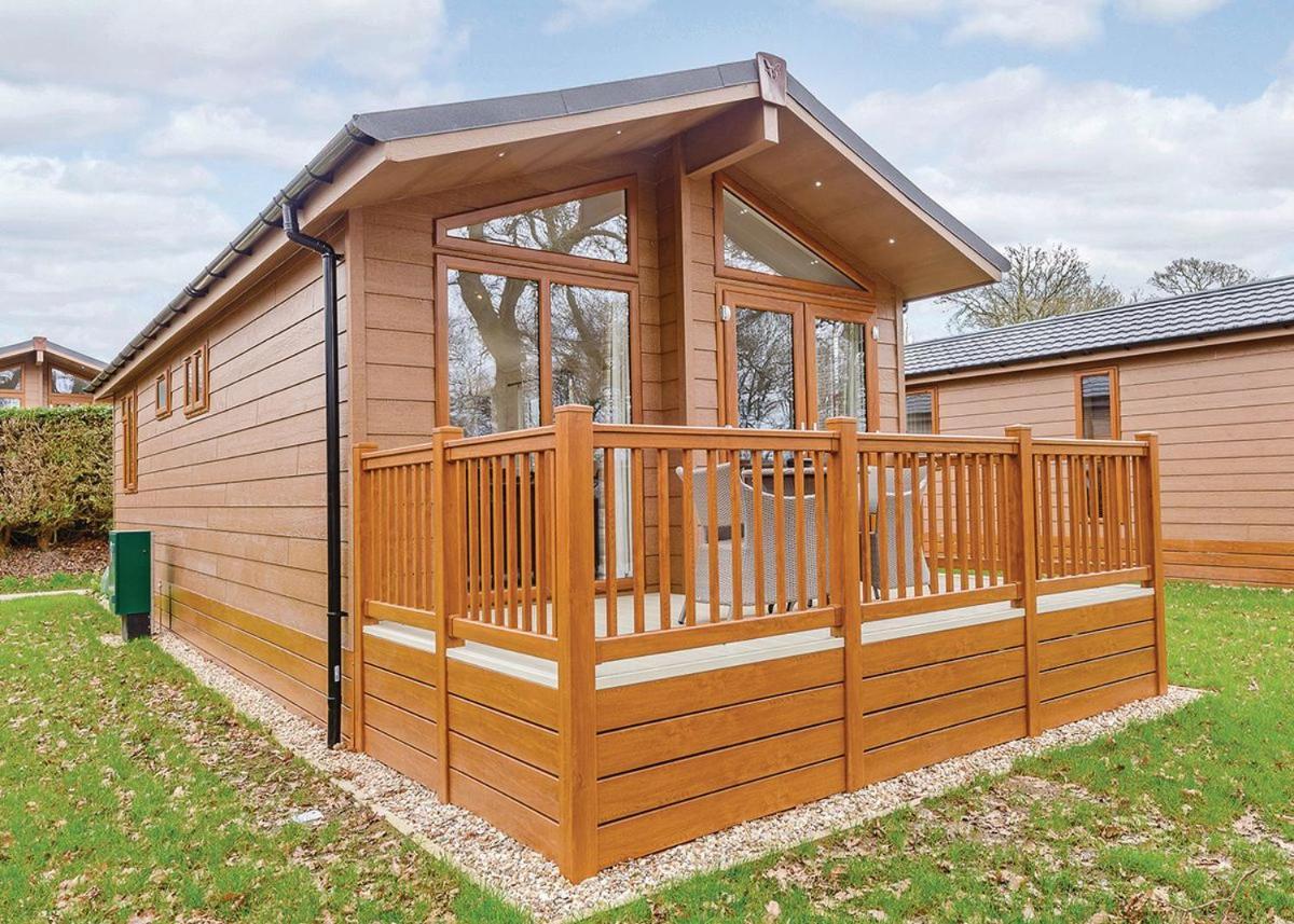 Wareham Forest Lodge Retreat Lytchett Minster 외부 사진