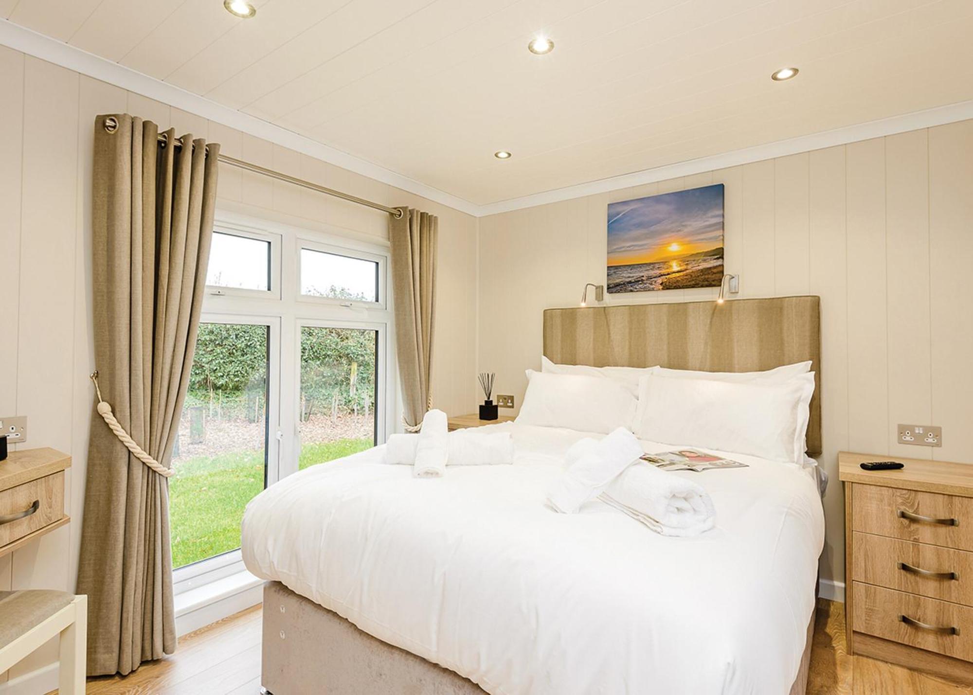 Wareham Forest Lodge Retreat Lytchett Minster 객실 사진